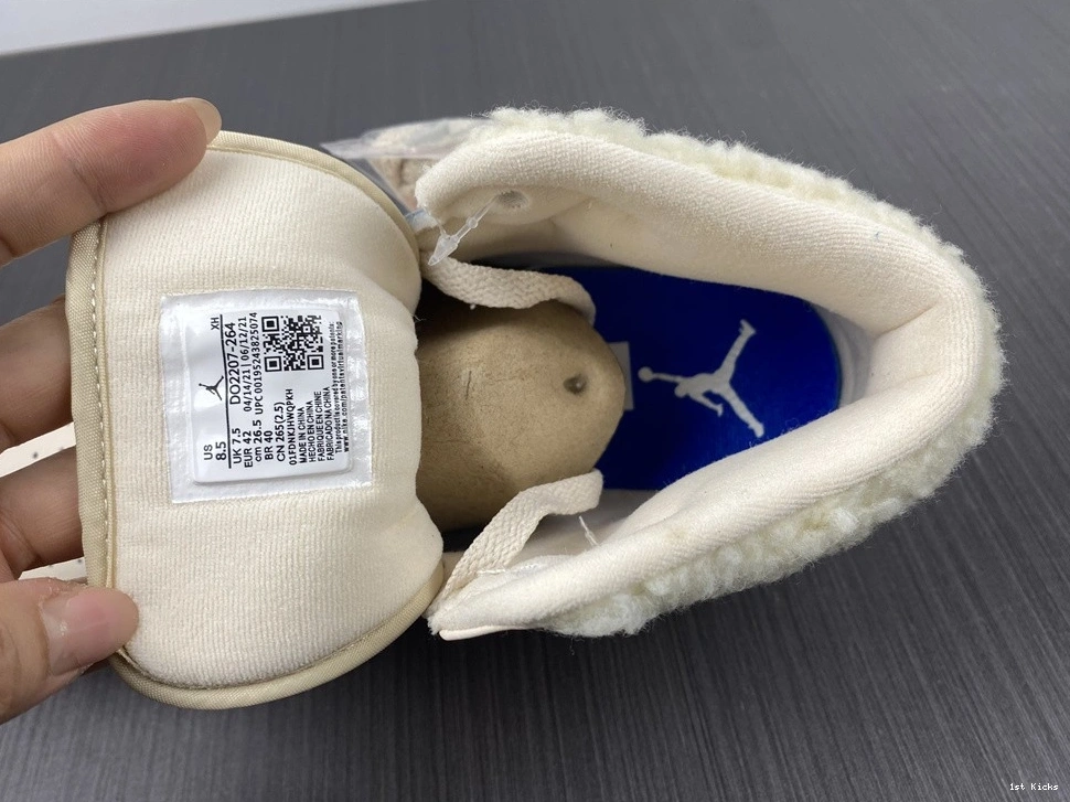 (GS) Pearl Jordan Fleece 1 - DO2207-264 White Mid 1106